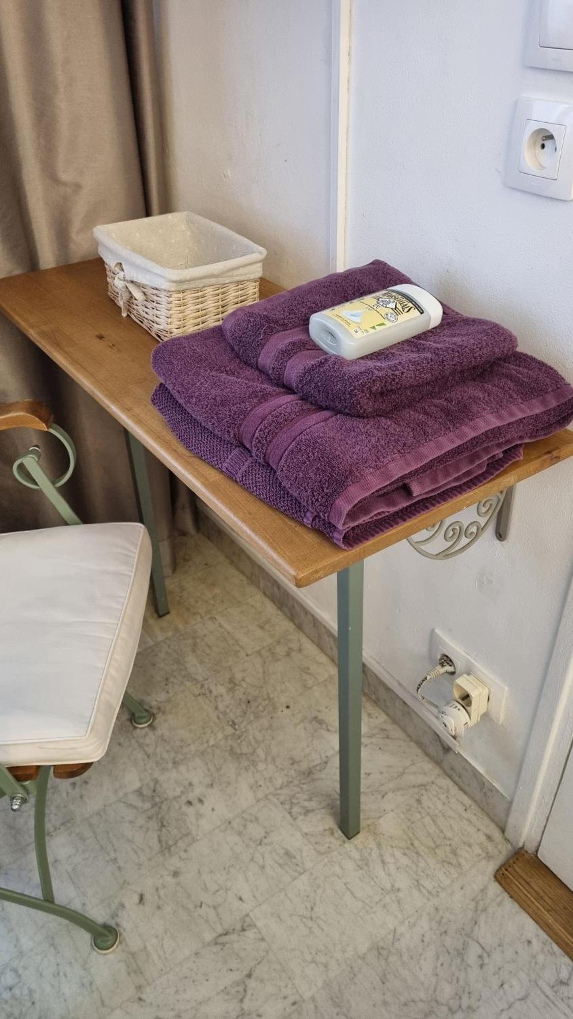 Air Conditionne Et Bon Wifi Appartement